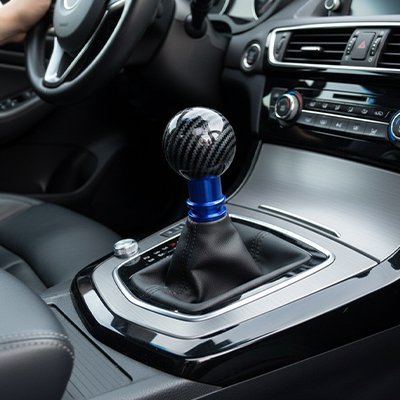 Pommeau levier de vitesse | SportDrive - ROYAUME AUTOMOBILE